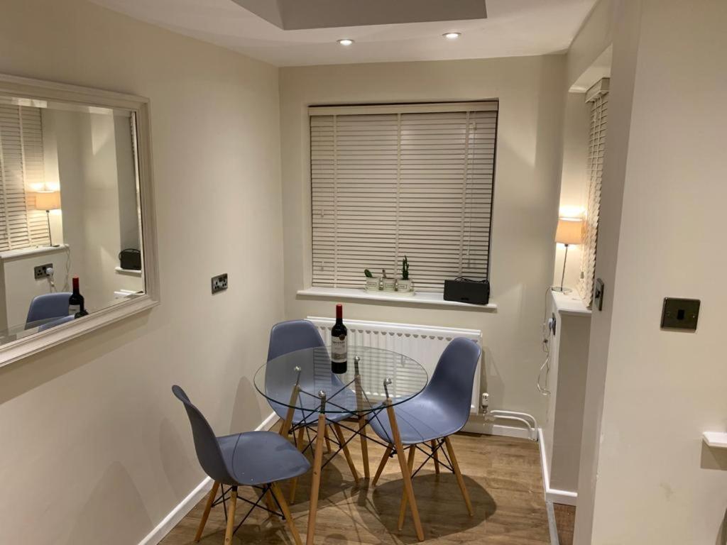 Cottage In The Heart Of Montacute エクステリア 写真
